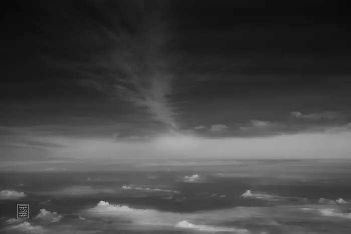 Voyages 77